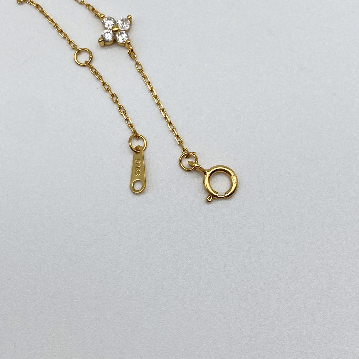 Dainty Flower Bracelet | 18K Gold-Plated | Sterling Silver
