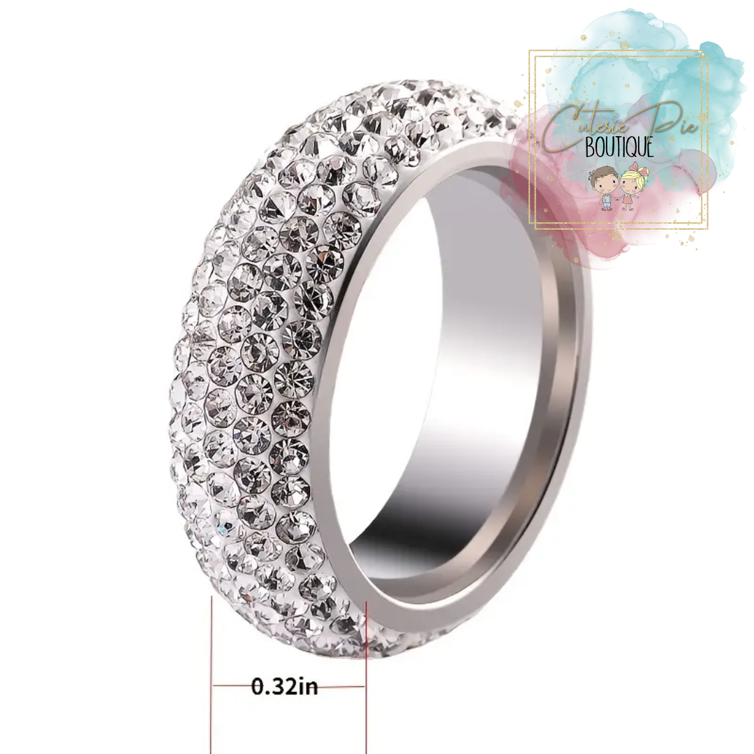 STAINLESS JEWELRY - Rhinestone Band Ring