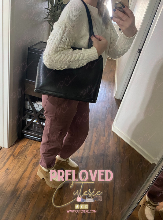 Louis Vuitton Lussac Tote in Epi Leather Black / LV Vintage Pre-Loved Handbag - Shoulder Bag