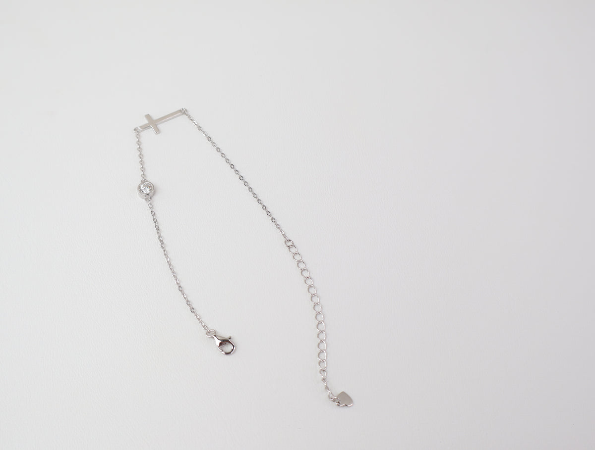 Moissanite Station Cross Bracelet | 0.3CT | 950 Platinum-Plated Sterling Silver | Certificate Included
