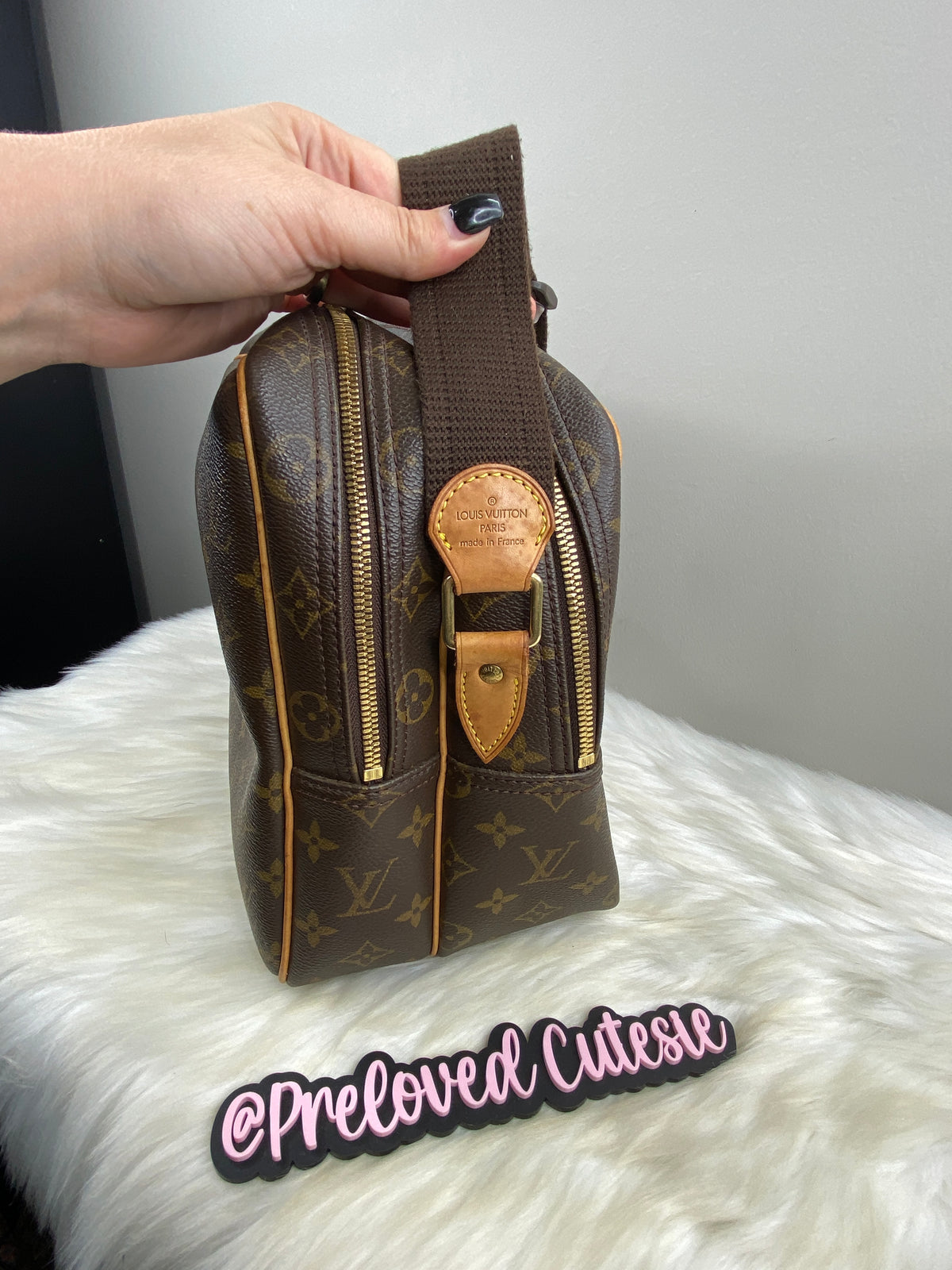 Louis Vuitton | Reporter GM Messenger Bag | Monogram Canvas