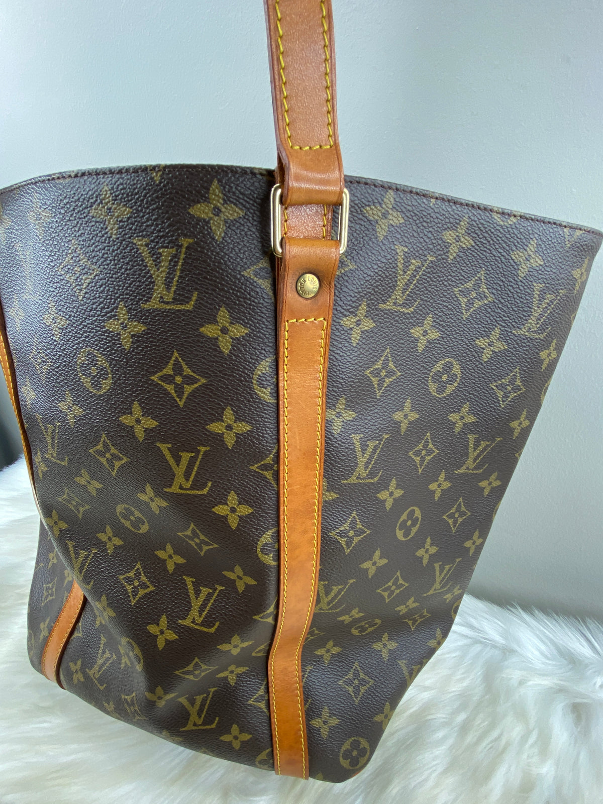 Louis Vuitton | Sac Shopping PM Tote Bag | Monogram Canvas