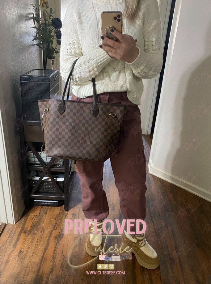 Louis Vuitton Neverfull MM in Damier Ebene Canvas - Vintage Pre-Loved Handbag