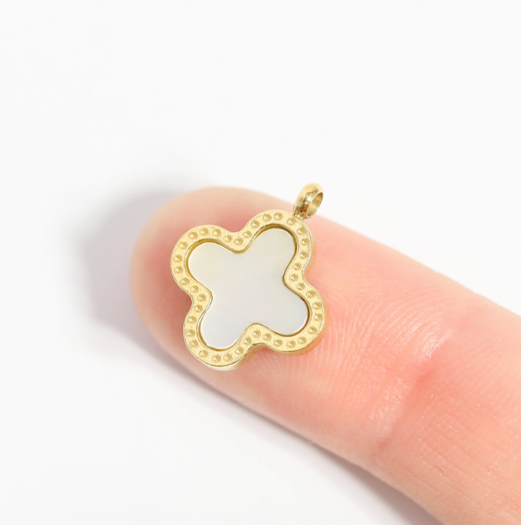 Clover Charm | 13MM | 18K Gold PVD | 316L Stainless Steel