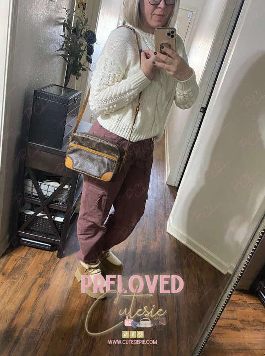 Louis Vuitton Trocadero 27 Shoulder or Crossbody / LV Vintage Pre-Loved Handbag 2-way