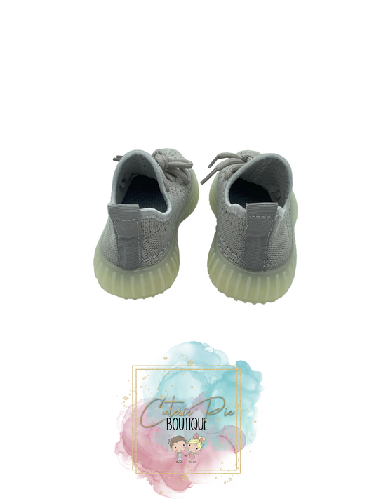 Kid's Gray Knit Sneaker