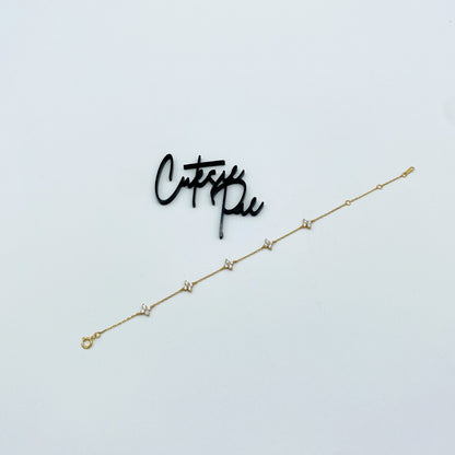 Dainty Flower Bracelet | 18K Gold-Plated | Sterling Silver