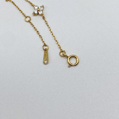 Dainty Flower Bracelet | 18K Gold-Plated | Sterling Silver
