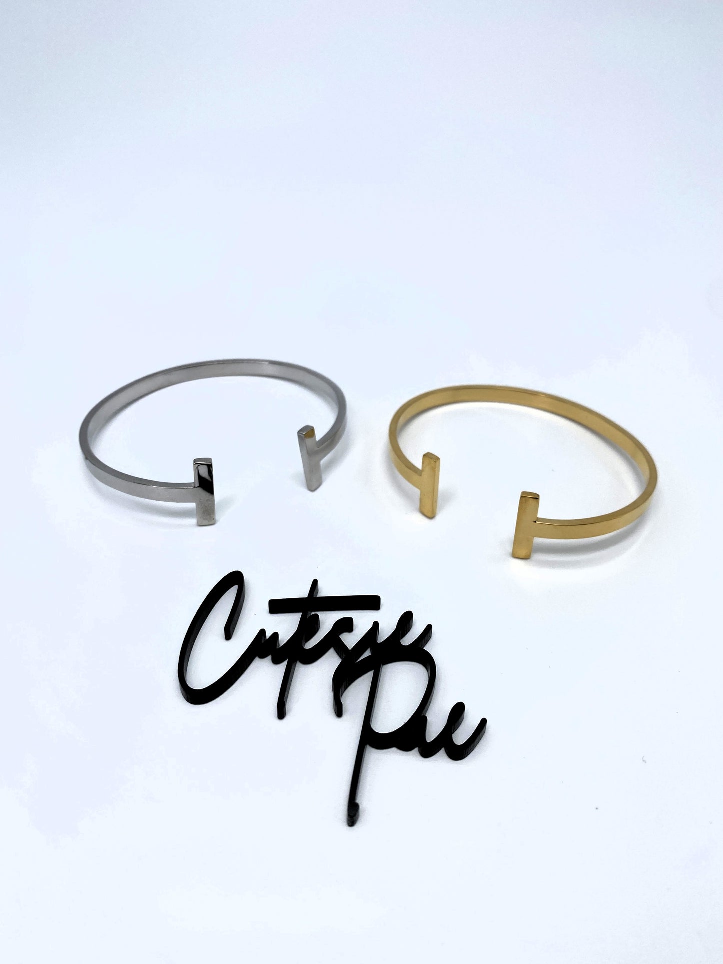 T Bar Cuff Bracelet | 18K Gold PVD | 304 Stainless Steel