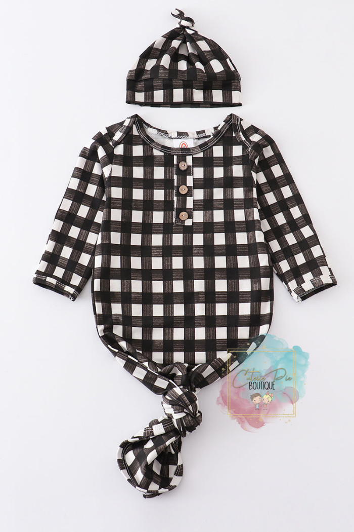 Black Plaid 2PC SET Baby Gown and Beanie