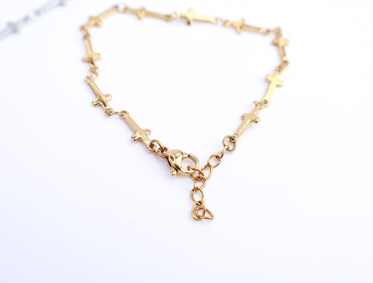 Dainty Cross Link Bracelet | 18K Gold PVD or Steel | 316L Stainless Steel