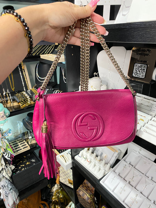 Gucci | Soho Medium Chain Flap Bag | Magenta Leather