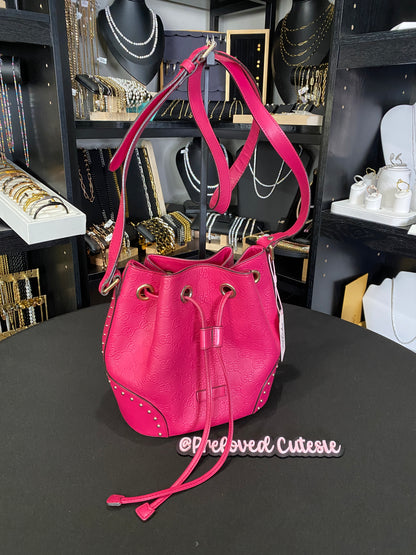 Gucci | Hilary Lux Studded Small Bucket Bag | Blossom Pink Leather