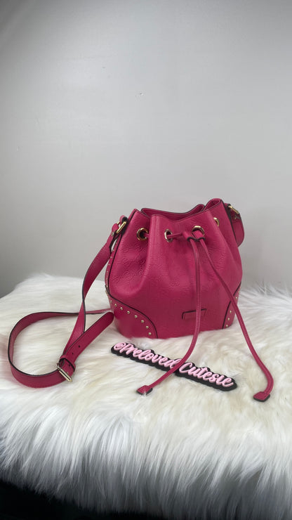 LIMITED EDITION 🦄 Gucci Hilary Lux GG Studded Bucket Bag in Pink - 2 way - crossbody - Vintage Pre-Loved Handbag