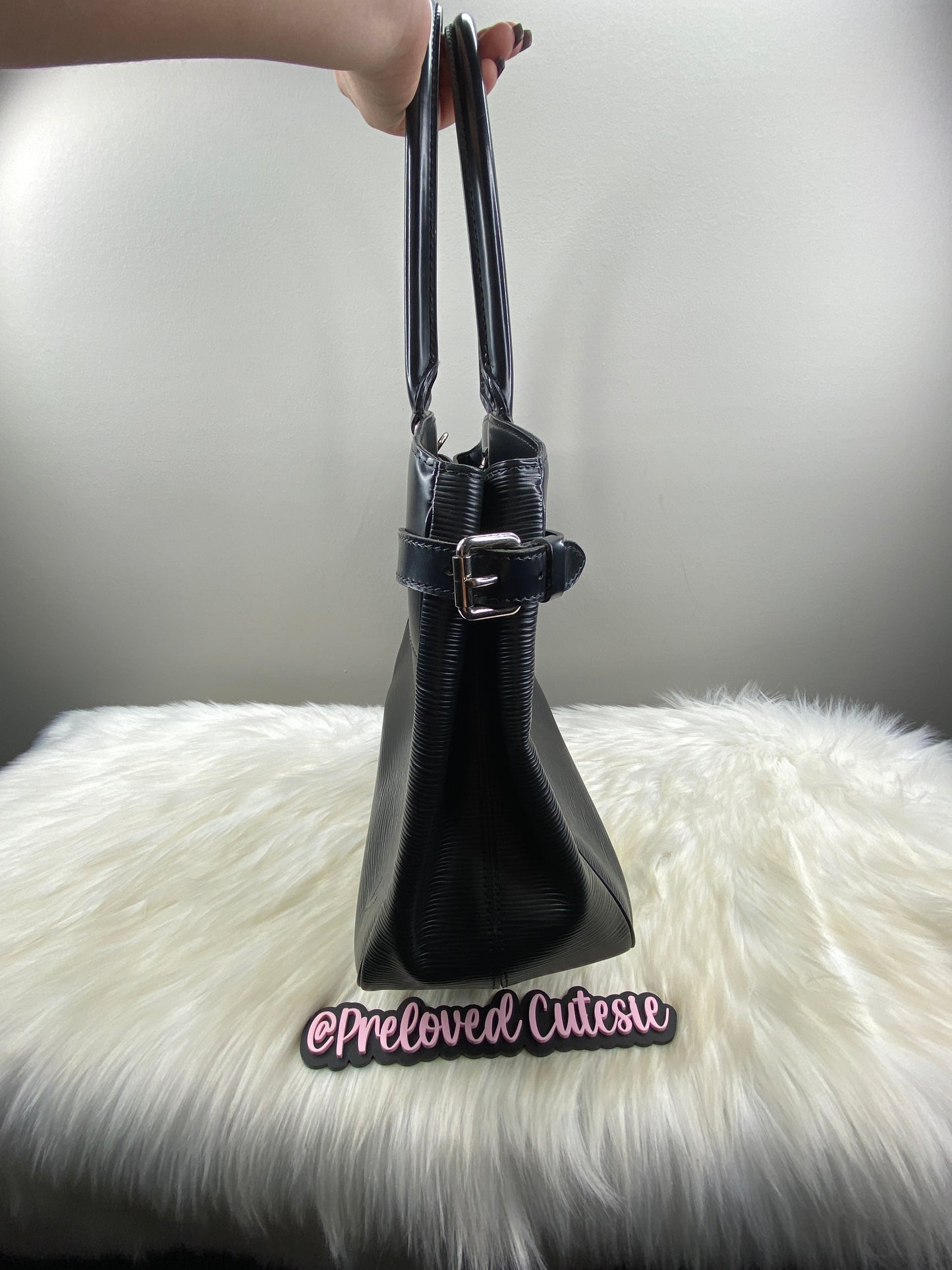 Louis Vuitton | Passy GM Shoulder Bag | Black Epi Leather