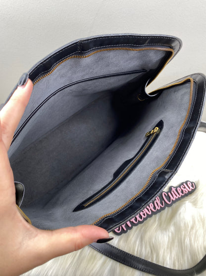 Louis Vuitton | Lussac Shoulder Bag | Black Epi Leather
