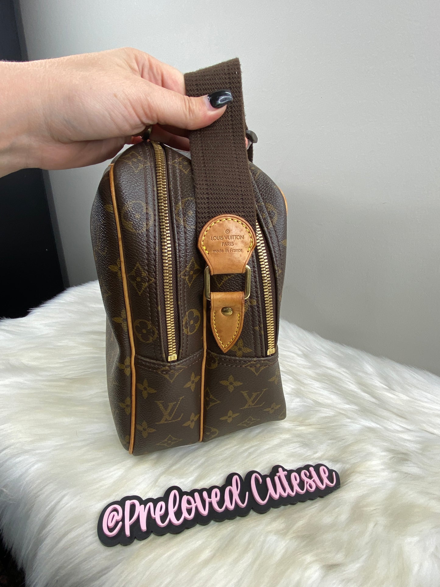 Louis Vuitton | Reporter GM Messenger Bag | Monogram Canvas