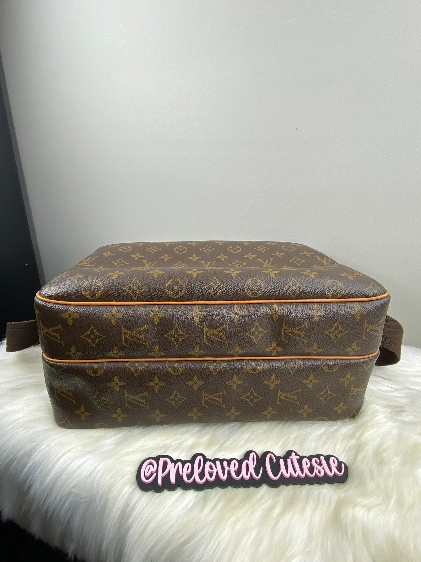 Louis Vuitton | Reporter GM Messenger Bag | Monogram Canvas