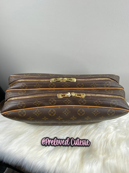 Louis Vuitton | Reporter GM Messenger Bag | Monogram Canvas