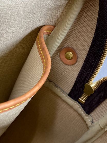 Louis Vuitton | Reporter GM Messenger Bag | Monogram Canvas