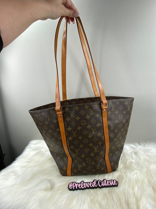 PRE-LOVED CUTESIE - LOUIS VUITTON SAC SHOPPING TOTE BAG MONOGRAM CANVAS