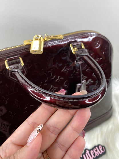 Louis Vuitton Alma GM Vernis in Amarante Red - LV Pre-Loved