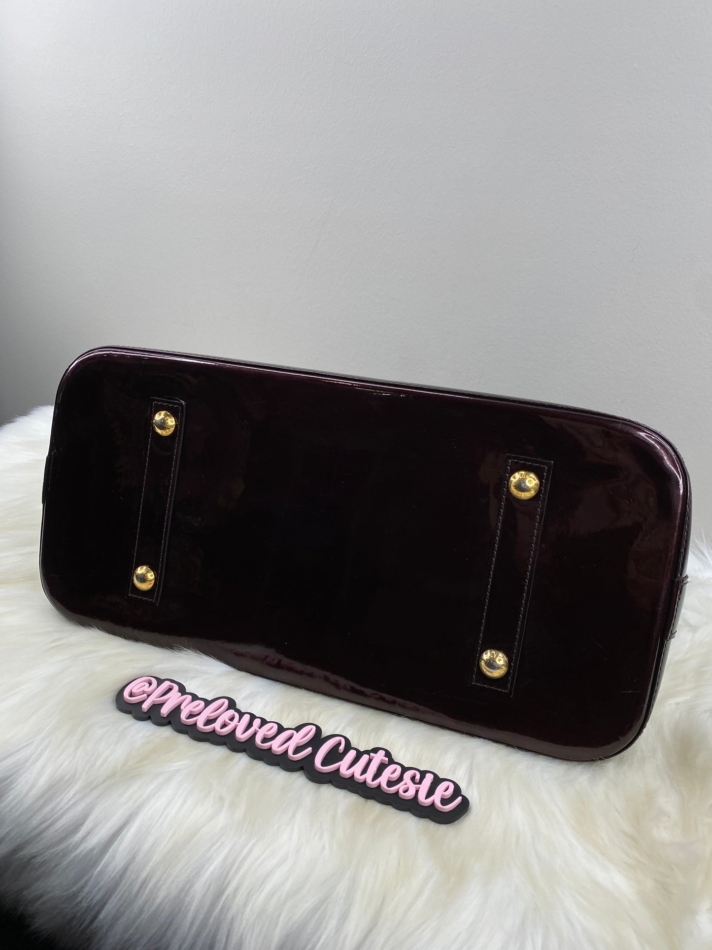 Louis Vuitton Alma GM Vernis in Amarante Red - LV Pre-Loved