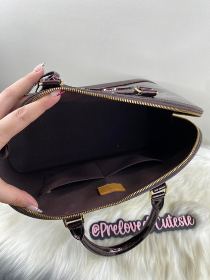 Louis Vuitton Alma GM Vernis in Amarante Red - LV Pre-Loved