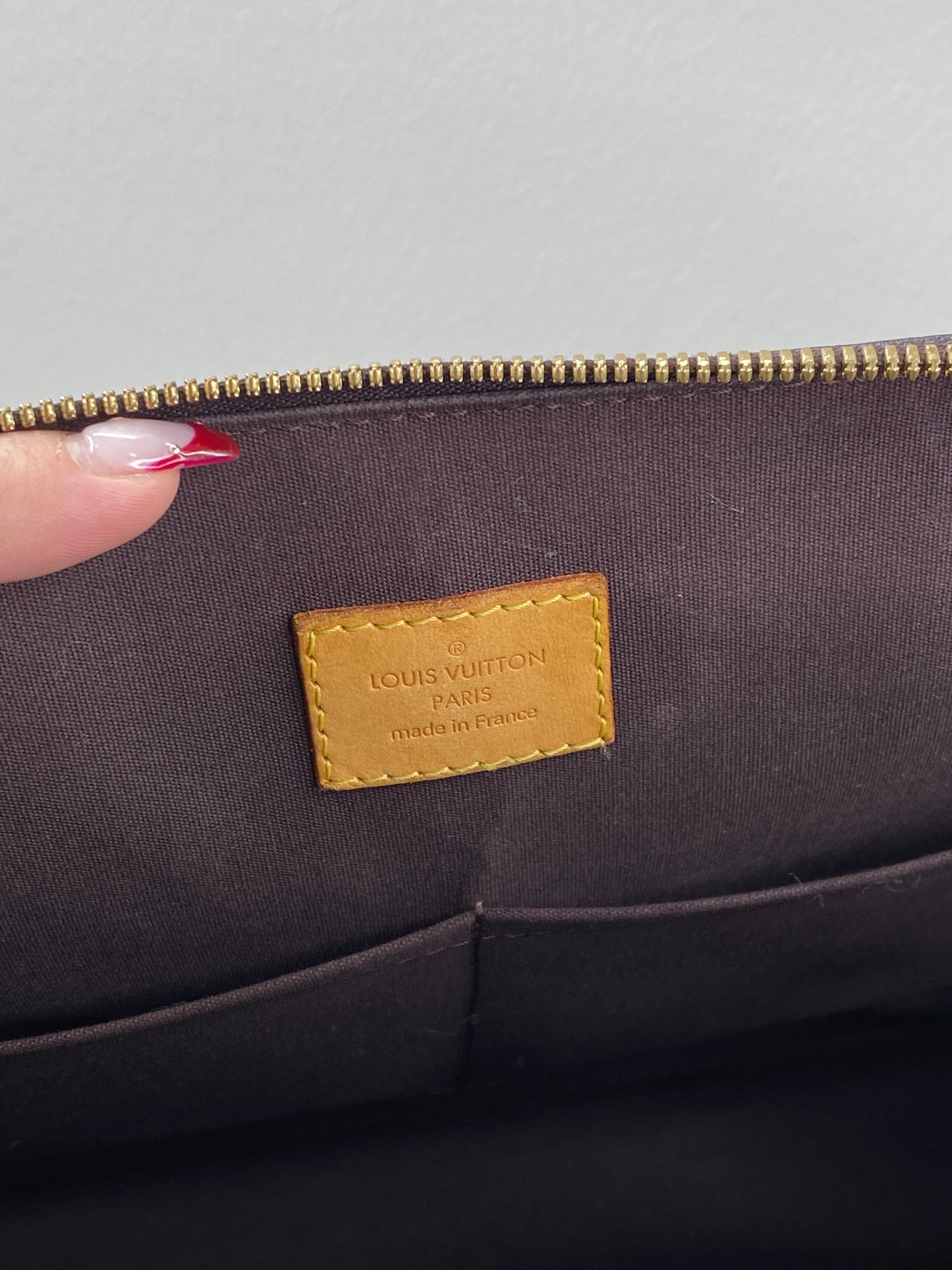 Louis Vuitton Alma GM Vernis in Amarante Red - LV Pre-Loved