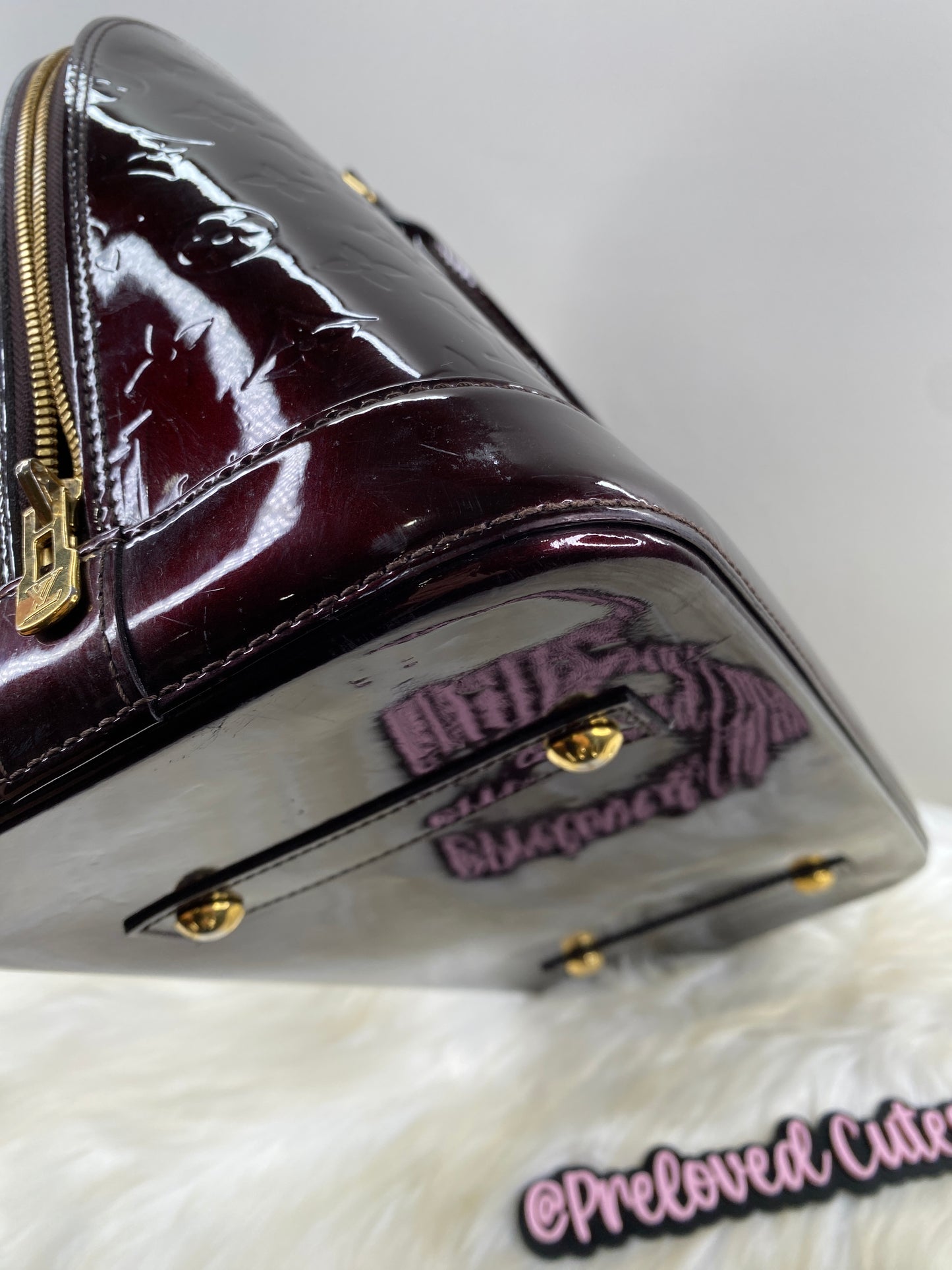 Louis Vuitton Alma GM Vernis in Amarante Red - LV Pre-Loved