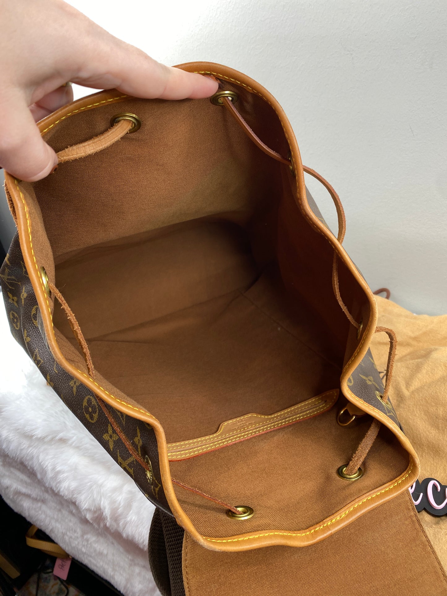 PRE-LOVED CUTESIE - LOUIS VUITTON MONTSOURIS GM BACKPACK MONOGRAM