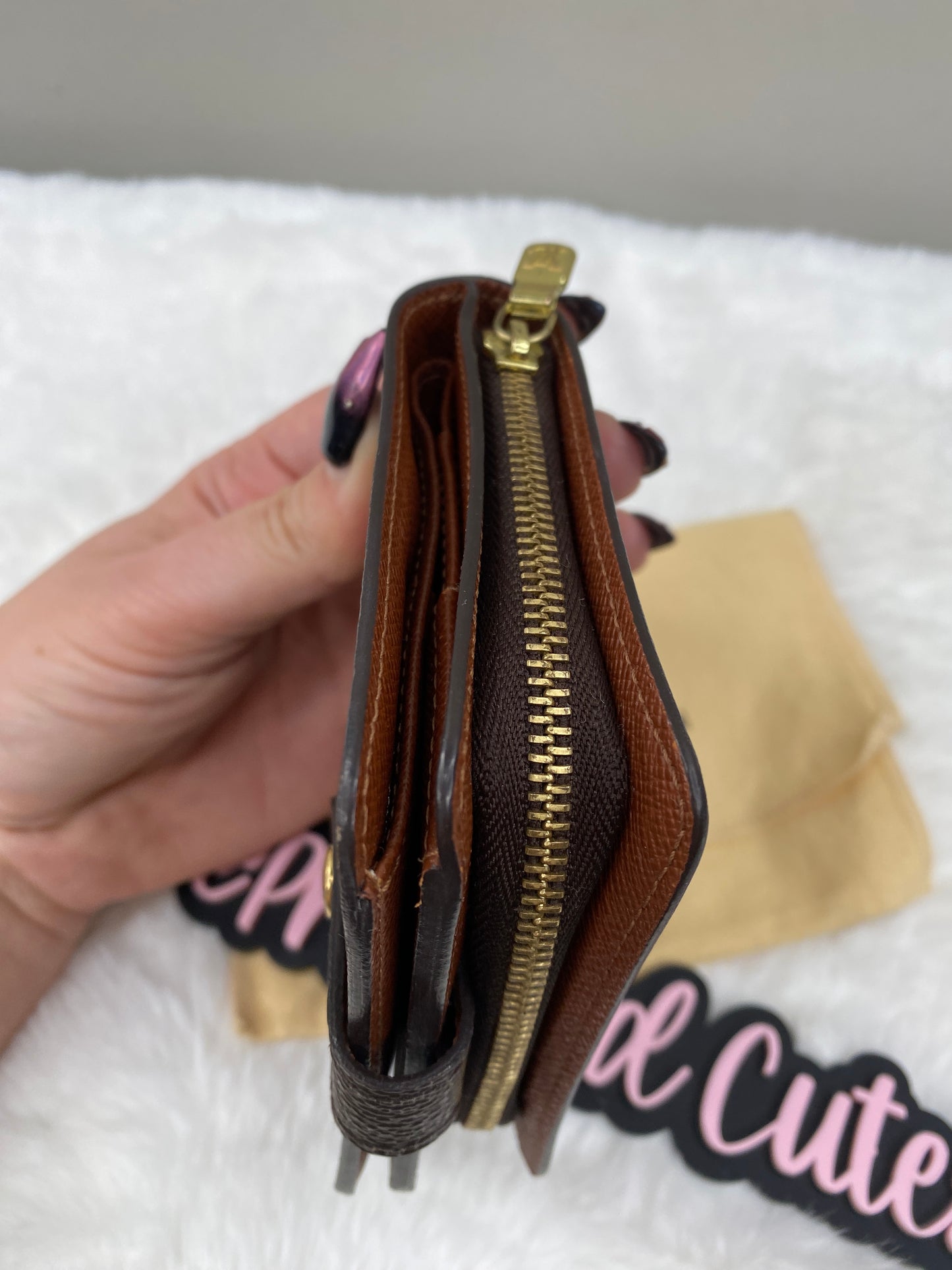 CUTESIE PRE-LOVED - LOUIS VUITTON - VINTAGE MONOGRAM ZIP COMPACT WALLET / CARD HOLDER