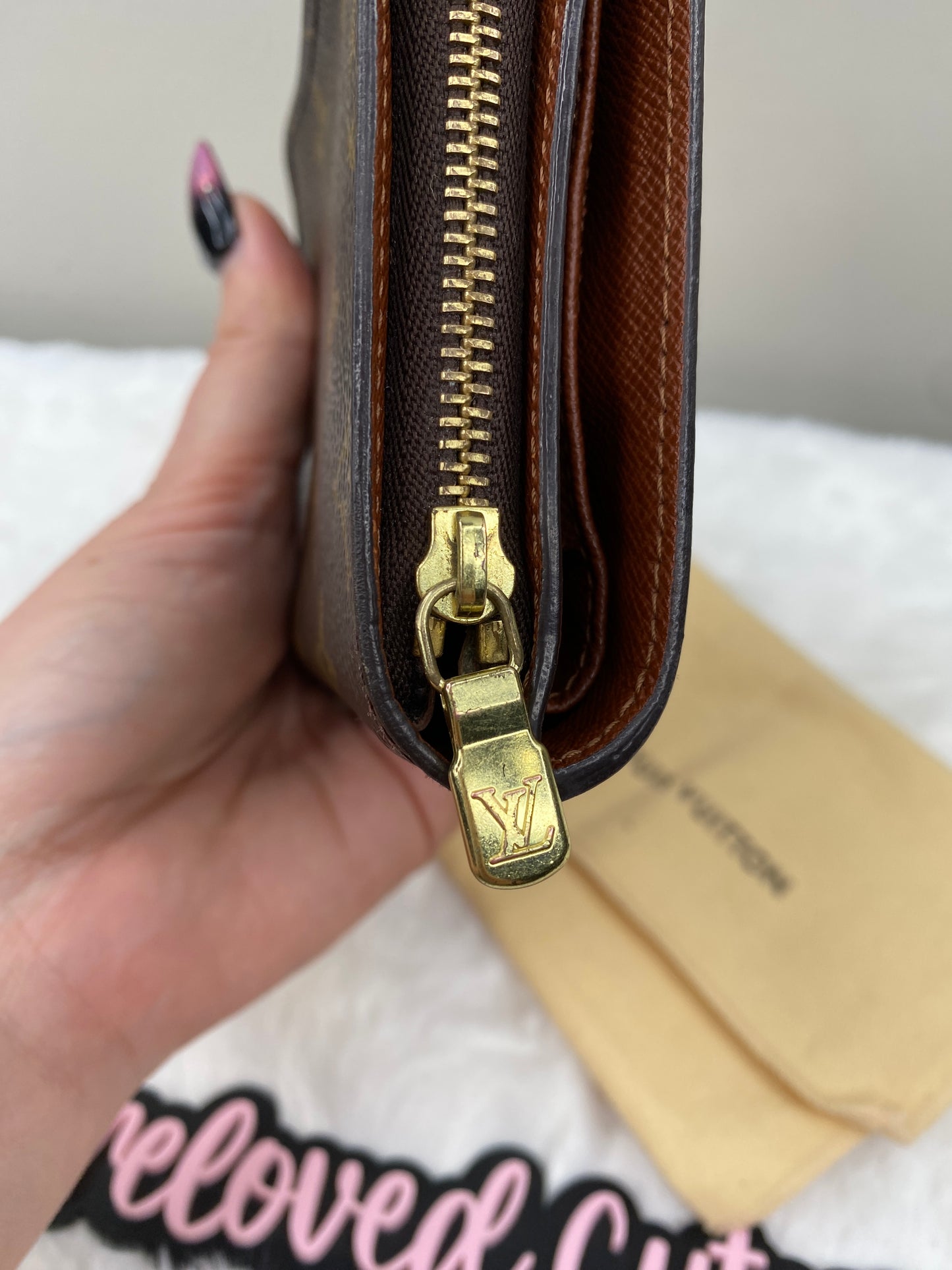 CUTESIE PRE-LOVED - LOUIS VUITTON - VINTAGE MONOGRAM ZIP COMPACT WALLET / CARD HOLDER