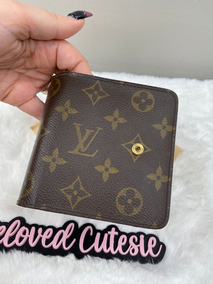 CUTESIE PRE-LOVED - LOUIS VUITTON - VINTAGE MONOGRAM ZIP COMPACT WALLET / CARD HOLDER