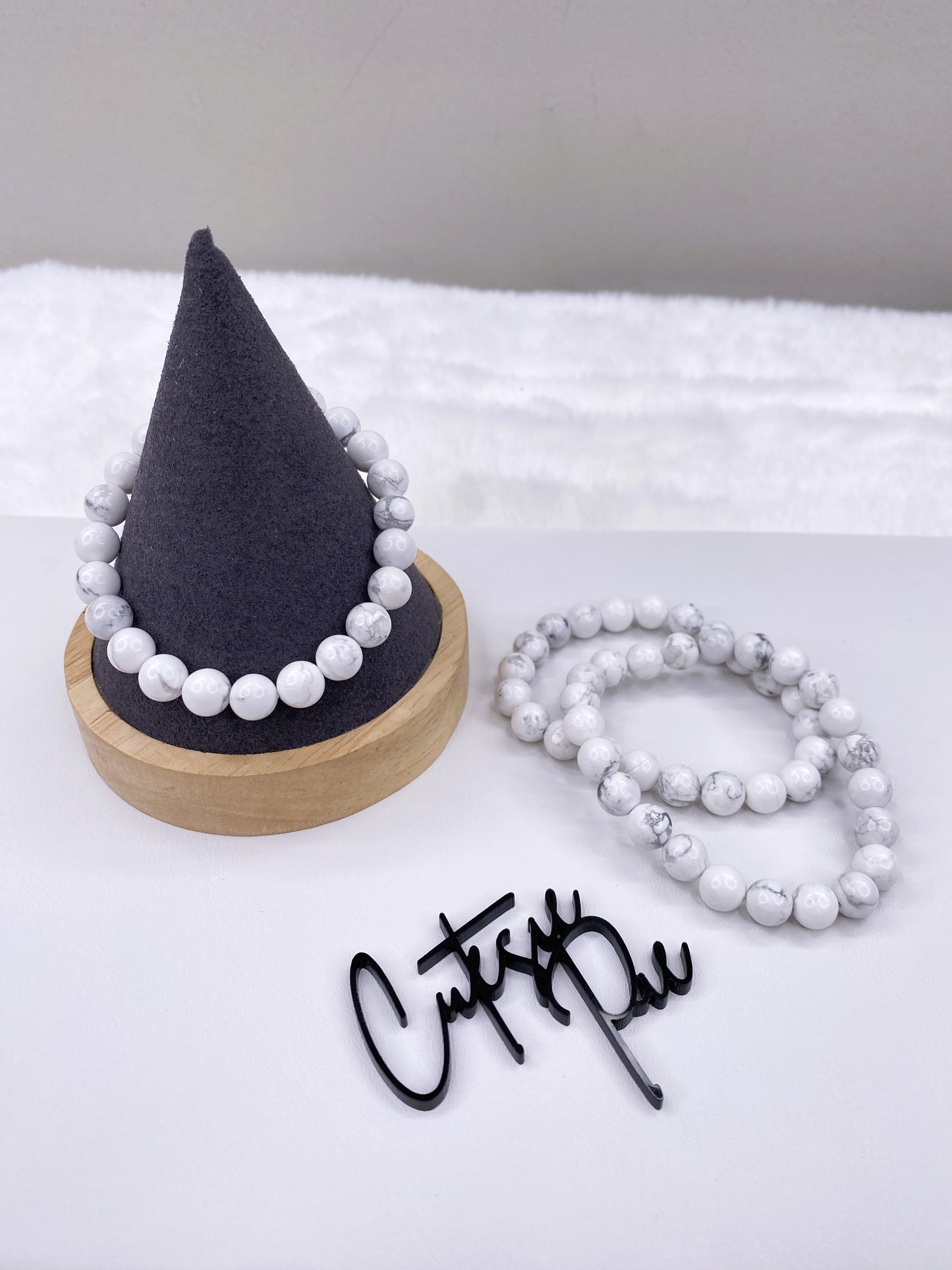 8MM Howlite | Natural Crystal Stretch Bracelet