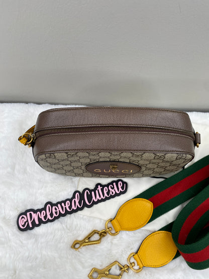 Gucci Neo Vintage | GG Supreme Canvas | Messenger Crossbody Bag