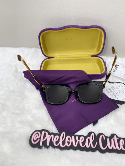 Authentic Gucci GG0281SA 001 Black Gold Sunglasses | Includes Gucci Case | 51-21-150