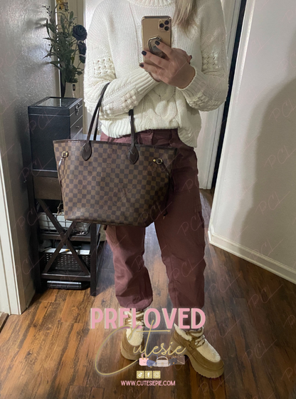 Louis Vuitton Neverfull MM in Damier Ebene Canvas - Vintage Pre-Loved Handbag