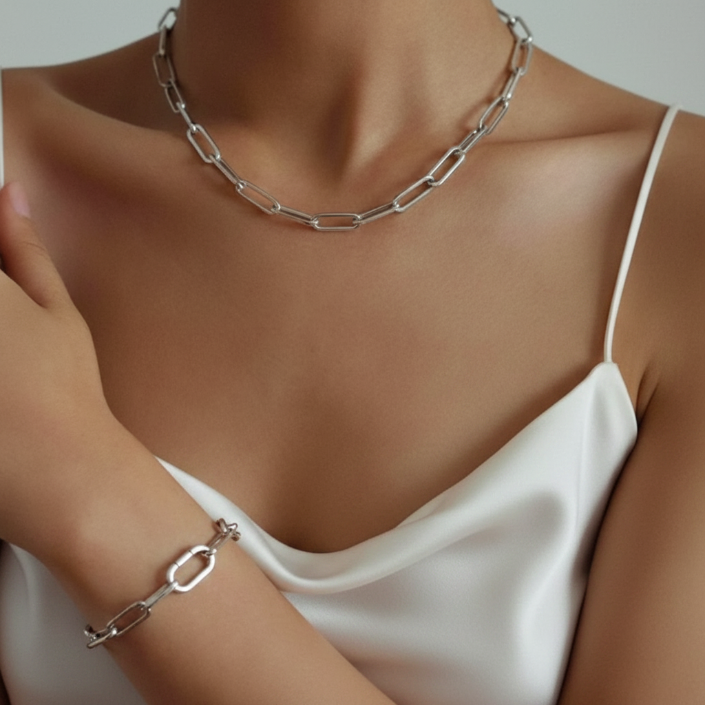 PREMIUM STAINLESS STEEL - NECKLACE - FLAT PAPERCLIP 6.8MM