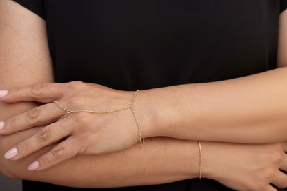 Simple Rolo Link Hand Chain | 18K Gold Filled