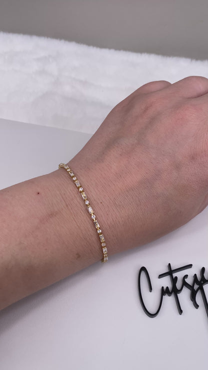 GOLD FILLED - TENNIS BRACELET - CZ BAGUETTE + ROUND 2.2MM